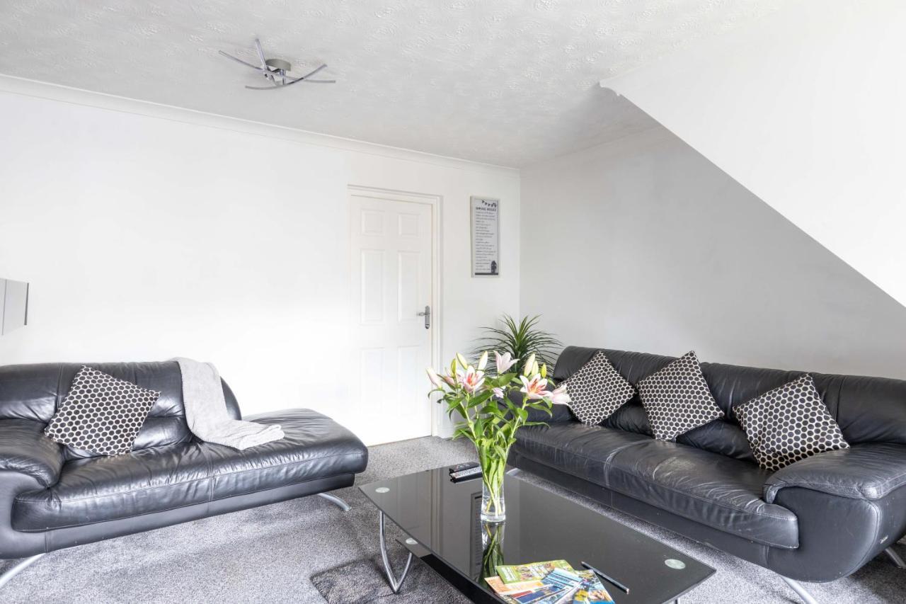 Capri 13 Sa - 3 Bedroom House Close To Loughborough University, Ev Car Facilities, Free Parking, Free Wifi - Ask For Contractor Rates! Exterior photo