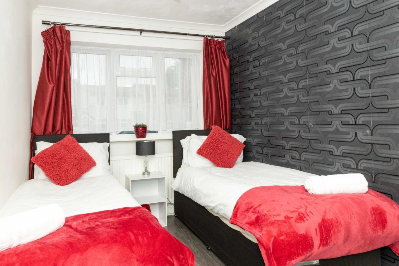Capri 13 Sa - 3 Bedroom House Close To Loughborough University, Ev Car Facilities, Free Parking, Free Wifi - Ask For Contractor Rates! Exterior photo