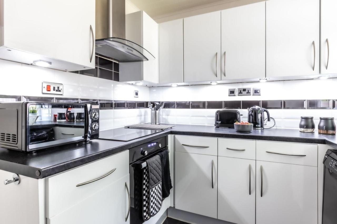 Capri 13 Sa - 3 Bedroom House Close To Loughborough University, Ev Car Facilities, Free Parking, Free Wifi - Ask For Contractor Rates! Exterior photo